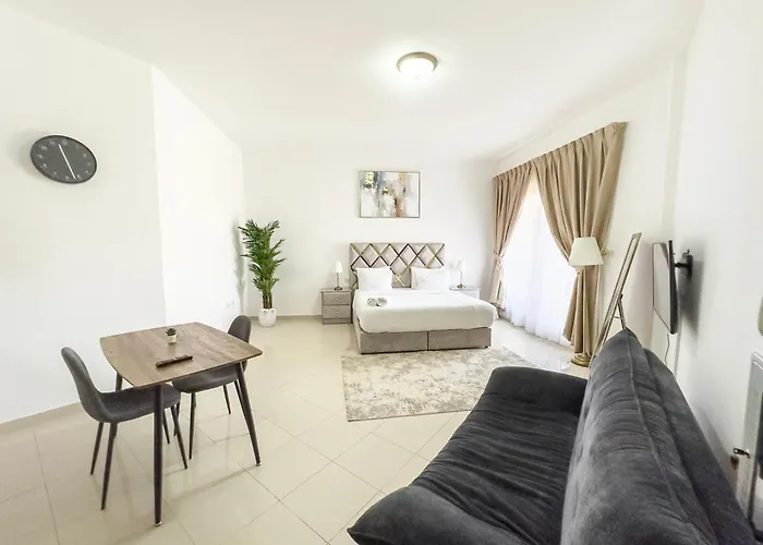 Hala Holiday Homes- Bab Al Bahr Residence, Al Marjan Island