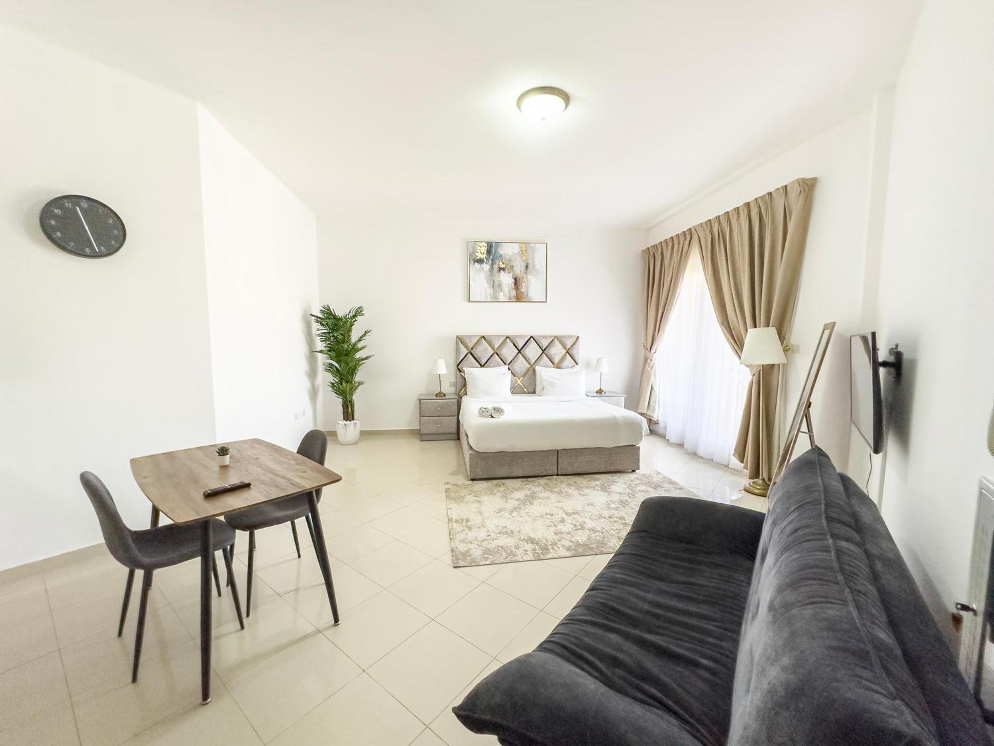 Hala Homes- Bab Al Bahr Residence, Al Marjan Island Apartment
