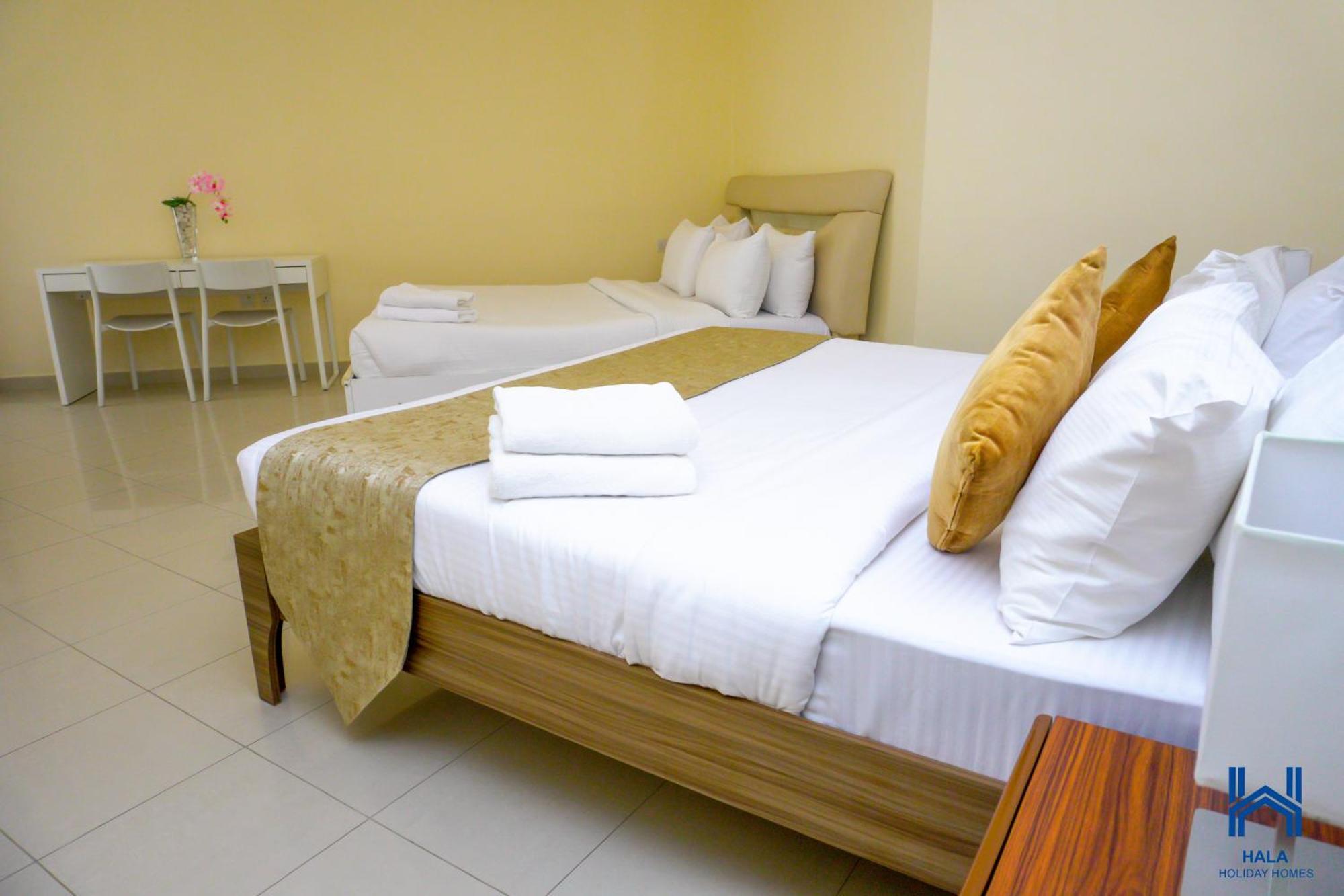 Hala Homes- Bab Al Bahr Residence, Al Marjan Island Apartment *