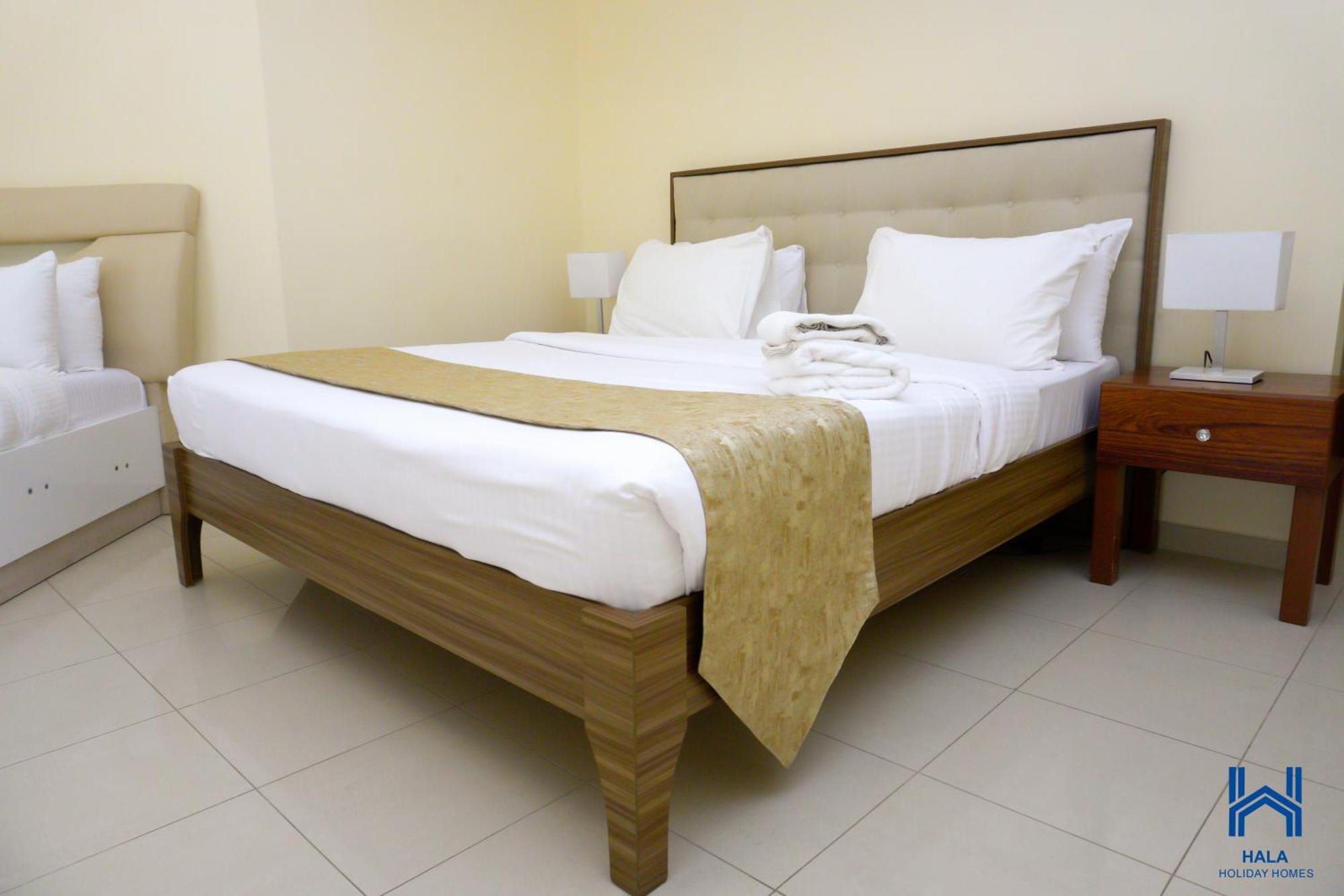 Hala Homes- Bab Al Bahr Residence, Al Marjan Island Apartment *