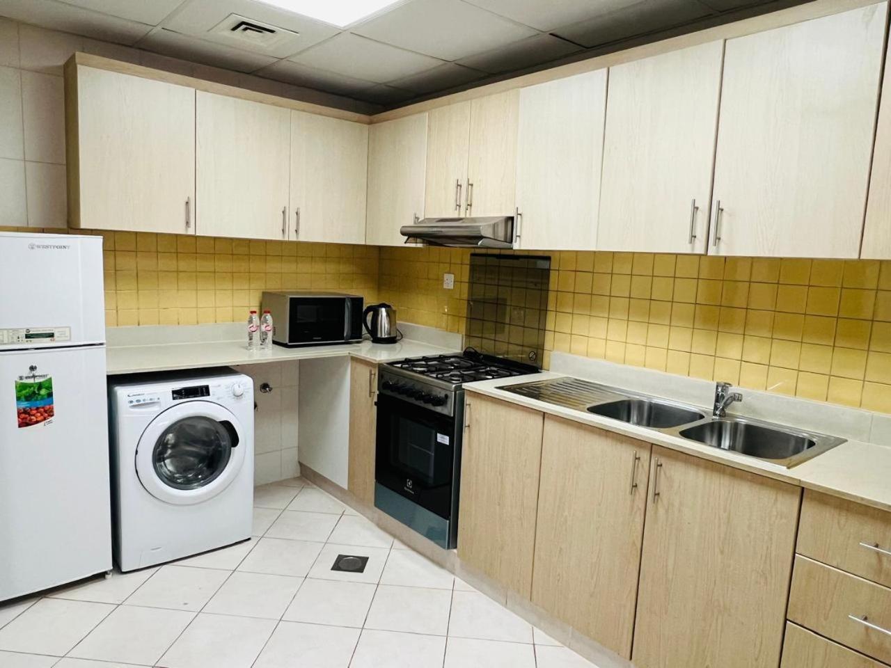 Hala Homes- Bab Al Bahr Residence, Al Marjan Island Apartment