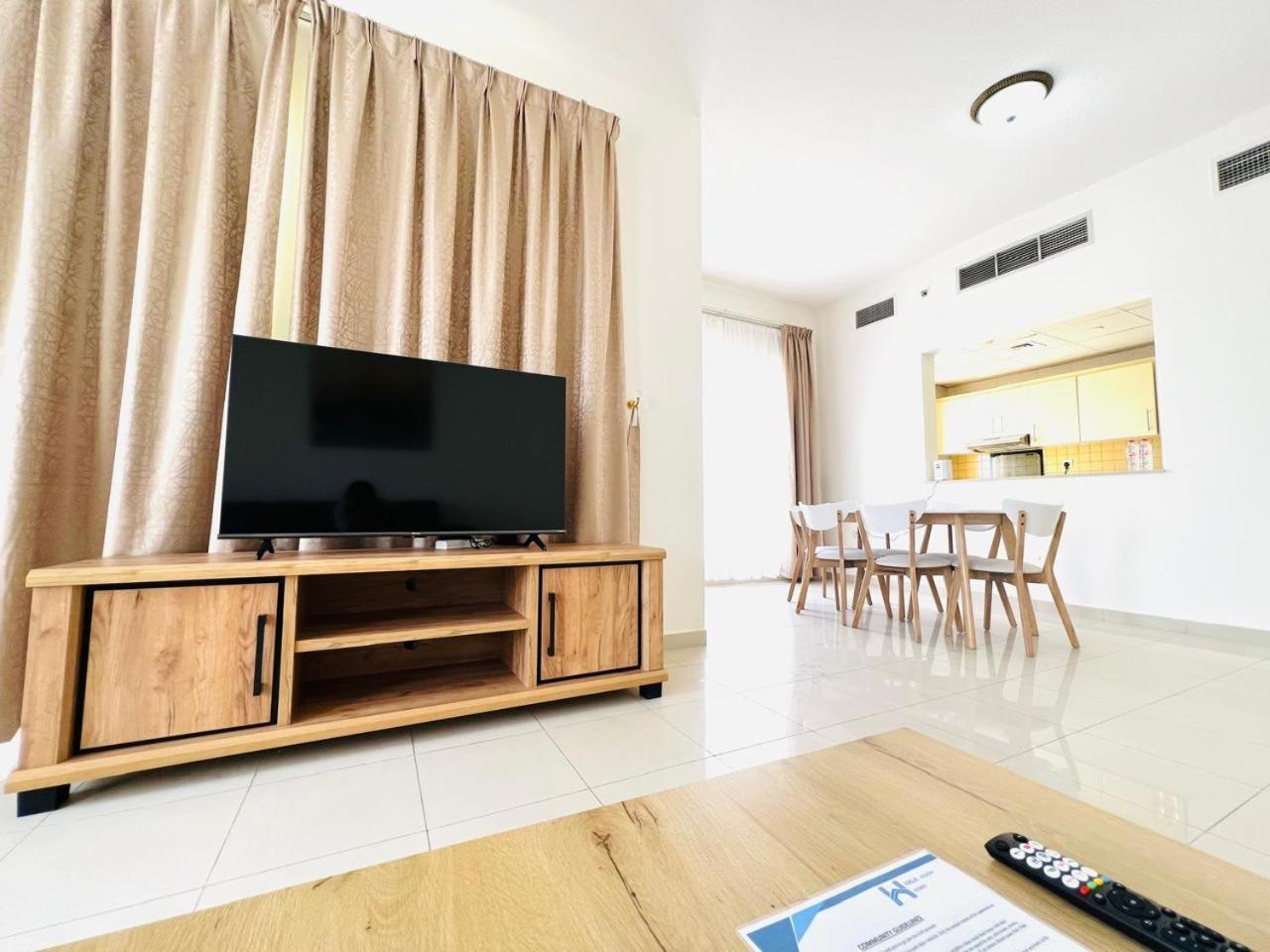 Apartment Hala Homes- Bab Al Bahr Residence, Al Marjan Island *